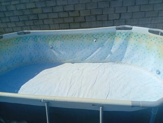 Piscina Bestway + depuradora + escalera