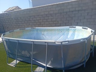 Piscina Bestway + depuradora + escalera