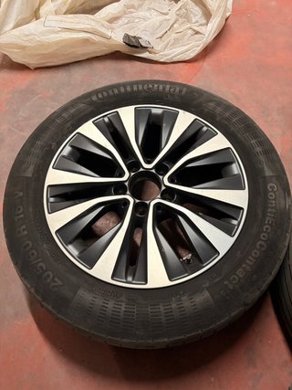 Llantas y neumaticos mercedes benz originales 16”