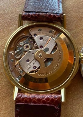 Omega Geneve Automático Dorado