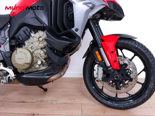 DUCATI MULTISTRADA V4
