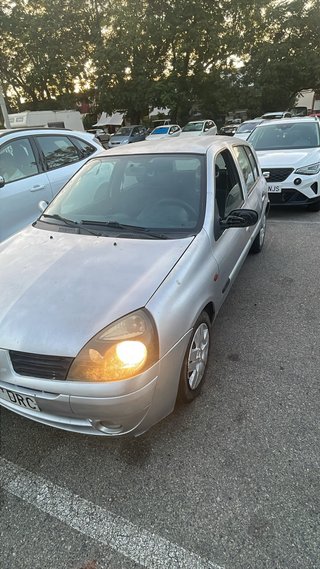 Renault Clio 2004