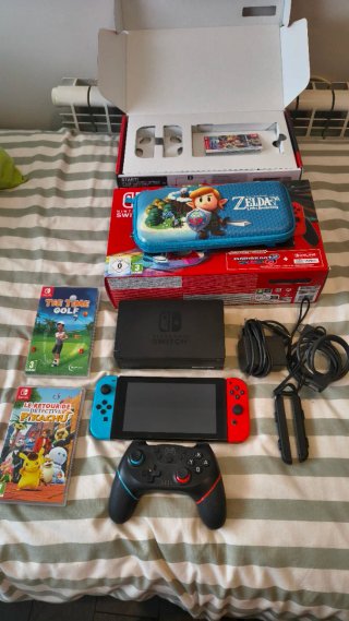 Nintendo switch+ 2 juegos + mando+ funda