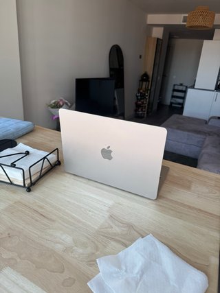 MacBook Air 13 M4 Dorado 16GB