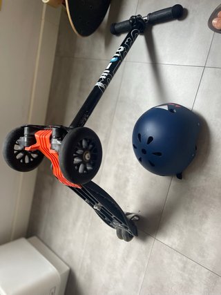 Patinete MICRO 3 ruedas y casco Roller blade