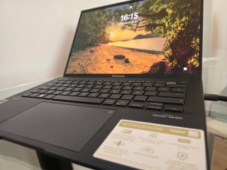 Portátil Asus Zenbook 14 OLED.