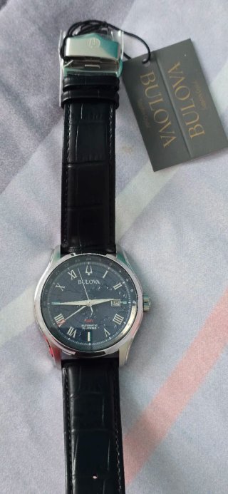 Reloj Bulova Wilton GMT Automático 24 Joyas