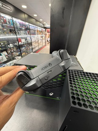 Xbox Series X 1TB Negra