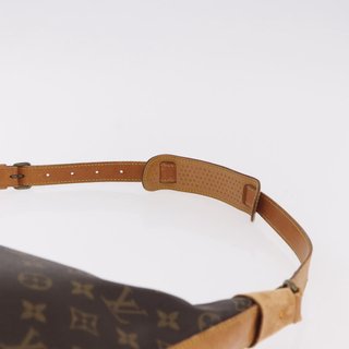 LOUIS VUITTON Monogram Vagader Shoulder Bag LV
