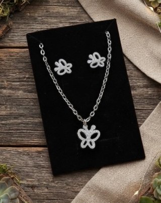 Conjunto acero collar y pendientes mariposa