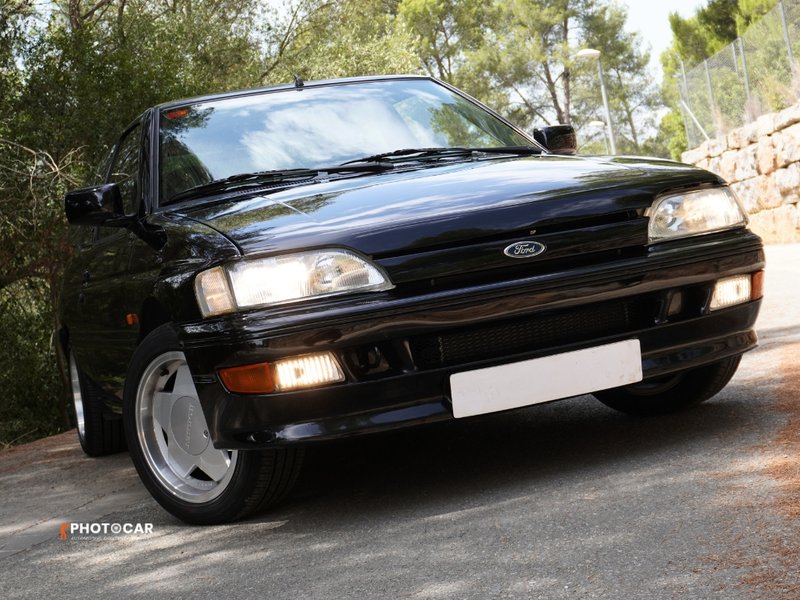 Ford Escort 1992 - foto 1