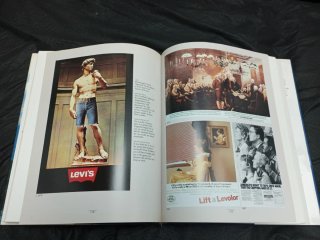Advertising in America: The First Two Hundred Y...