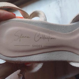Sandalias cuña Sfera Beige