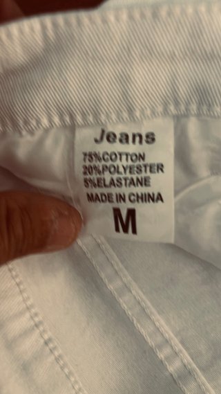 Shorts bianchi Cacharel strappati