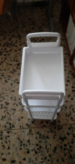Estantería de plástico blanca multiusos