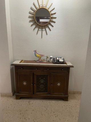 Mueble recibidor madera y mármol
