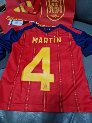 Equipación original Niño Martín N°4.Compra errónea