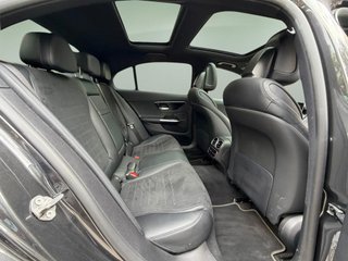 Mercedes-Benz C 200 - 37.000 kms - Nuevo