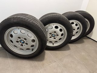 Llantas originales BMW Z3 E36 + Neumáticos al 85%
