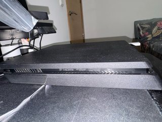 Consola PS4 con 2 mandos y cables originale