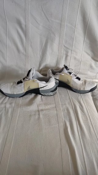 Zapatillas Nike MetcomEntrenamiento Blancas/Negro