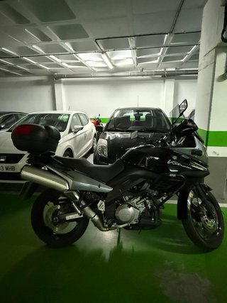 Suzuki Vstrom DL 1000 Negra/Plata