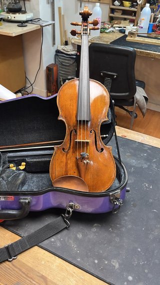 Violín Herklick antiguo restaurado