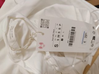Vestido midi blanco con aplique dorado zara S
