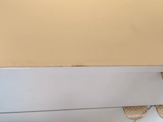 Mueble aparador Vihals blanco con tiradores dorado