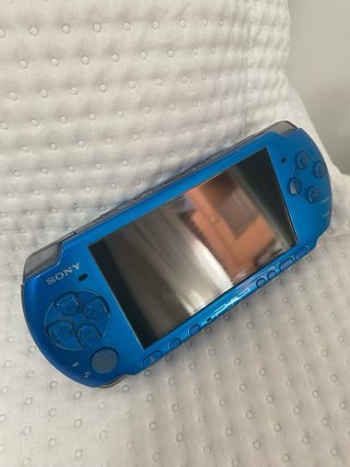 PSP 3004 Azul con juegos