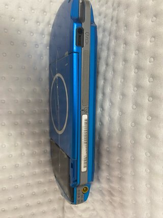 PSP 3004 Azul con juegos