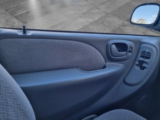 CHRYSLER Grand Voyager LX 2.8 CRD Auto