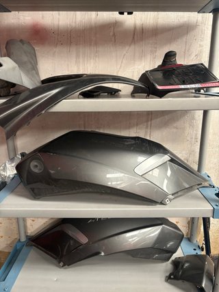 Carenado Peugeot Satelis Gris