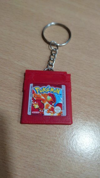 Pokemon Rojo Red llavero Nintendo Game Boy