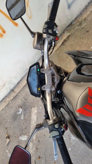 VENDO Moto Zontes R310 Negra NEGOCIABLE