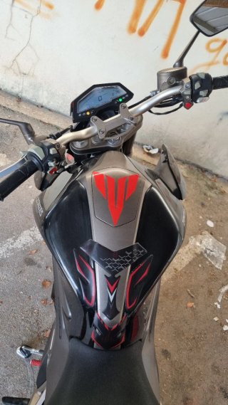 VENDO Moto Zontes R310 Negra NEGOCIABLE