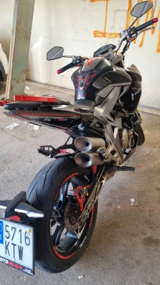 VENDO Moto Zontes R310 Negra NEGOCIABLE