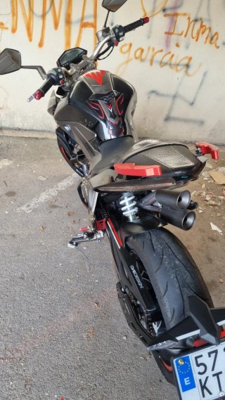 VENDO Moto Zontes R310 Negra NEGOCIABLE