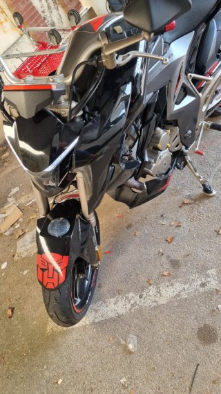 VENDO Moto Zontes R310 Negra NEGOCIABLE