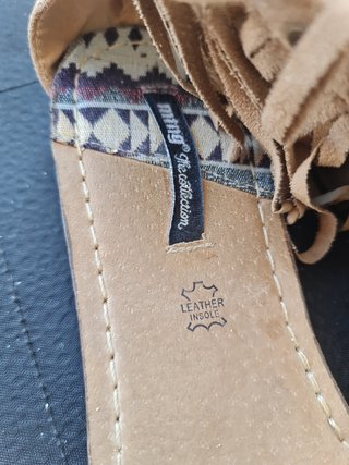 Sandalias Mustang étnicas con flecos Talla 38