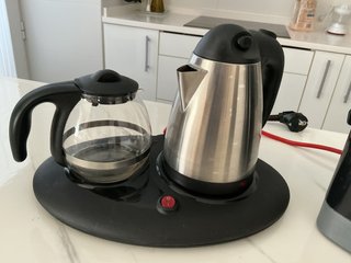 Cafetera, Tetera y Hervidor Eléctrico