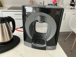 Cafetera, Tetera y Hervidor Eléctrico