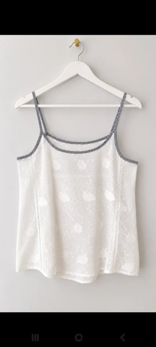 Top tirantes bordado blanco