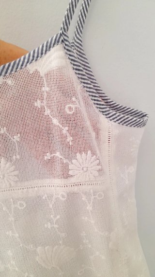 Top tirantes bordado blanco