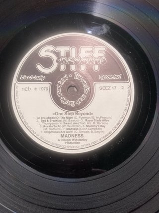 Vinilo LP Madness - One Step Beyond...
