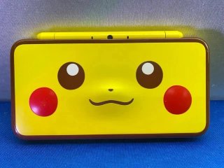 CONSOLA NINTENDO NEW 2DS XL EDIZIONE PIKACHU NUOVA