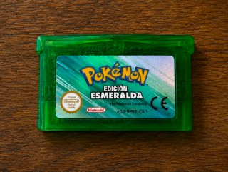 Pokémon Edición Esmeralda GBA