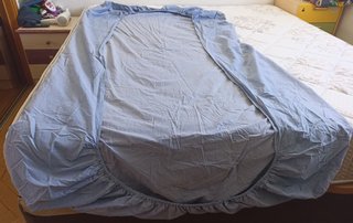 Bajera azul cama de matrimonio