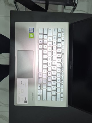 ASUS VivoBook S14 Ultrabook verde