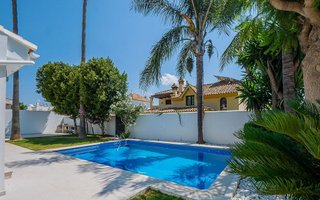 Chalet en alquiler en Nueva Andalucía centro en Marbella
